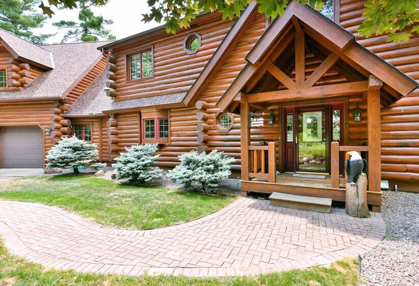 Spacious House W/ Boat Dock On Red Cedar Lake