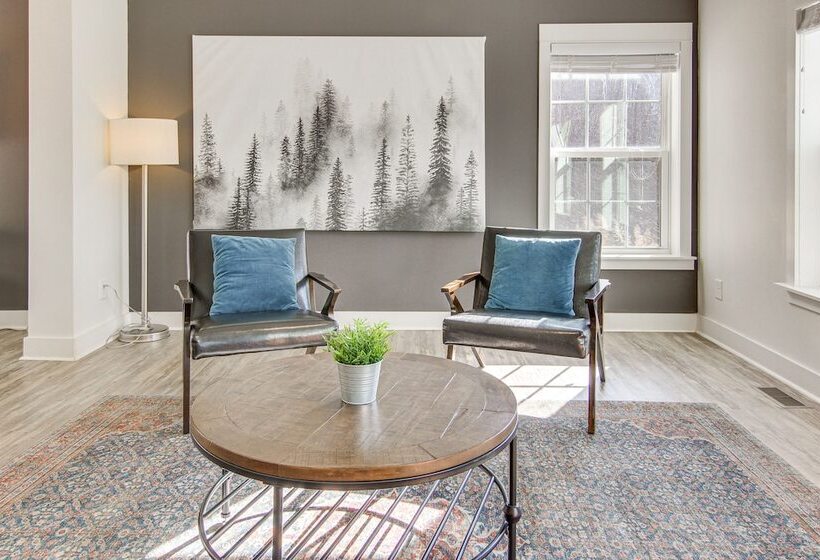 Mountain View, Fire Pit: Roomy Blue Ridge Home!