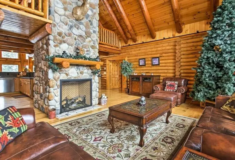 Spacious Twin Mountain Vacation Rental On 5 Acres!