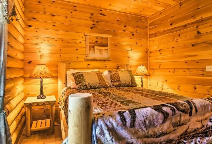 Spacious Twin Mountain Vacation Rental On 5 Acres!