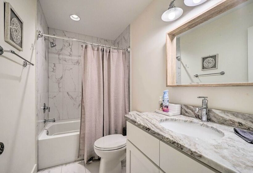 Stunning Surf City Home On Canal W/ Game Room!