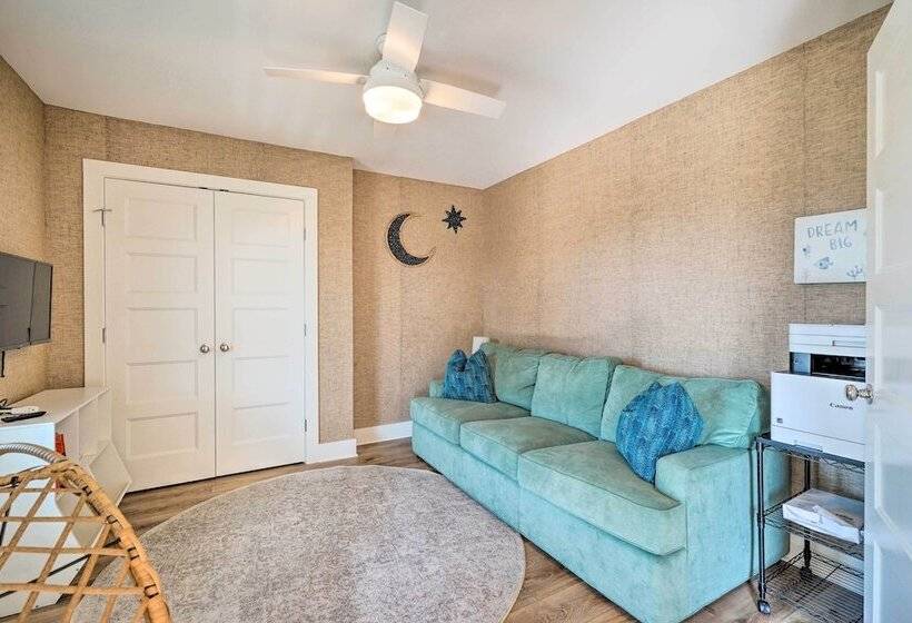 Stunning Surf City Home On Canal W/ Game Room!