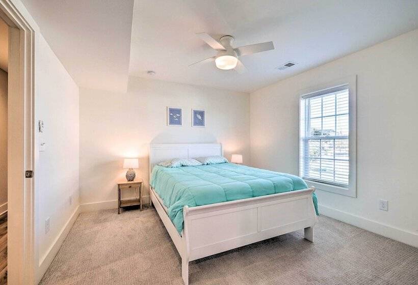 Stunning Surf City Home On Canal W/ Game Room!