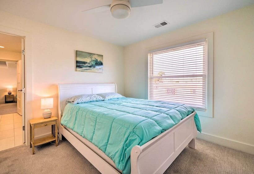 Stunning Surf City Home On Canal W/ Game Room!