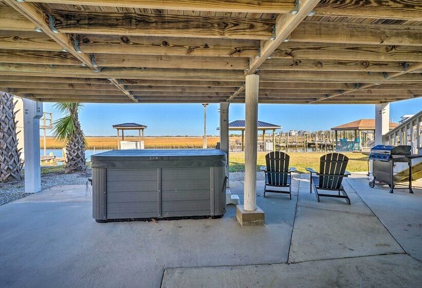 Stunning Surf City Home On Canal W/ Game Room!
