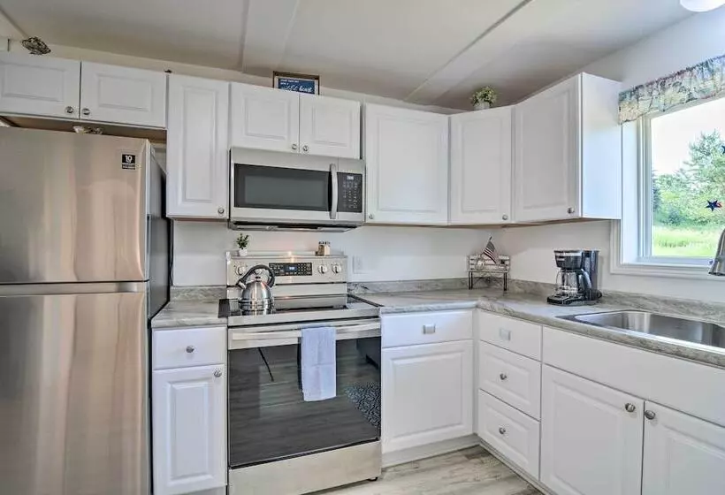 Winter Wonderland Experience In Central Lake!