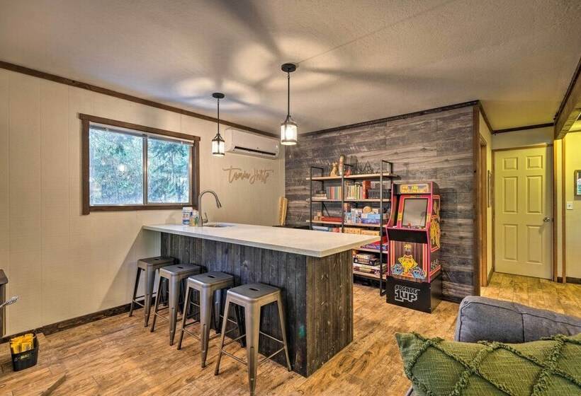 Near Trails: Cabin W/ 2 Level Deck In Twain Harte