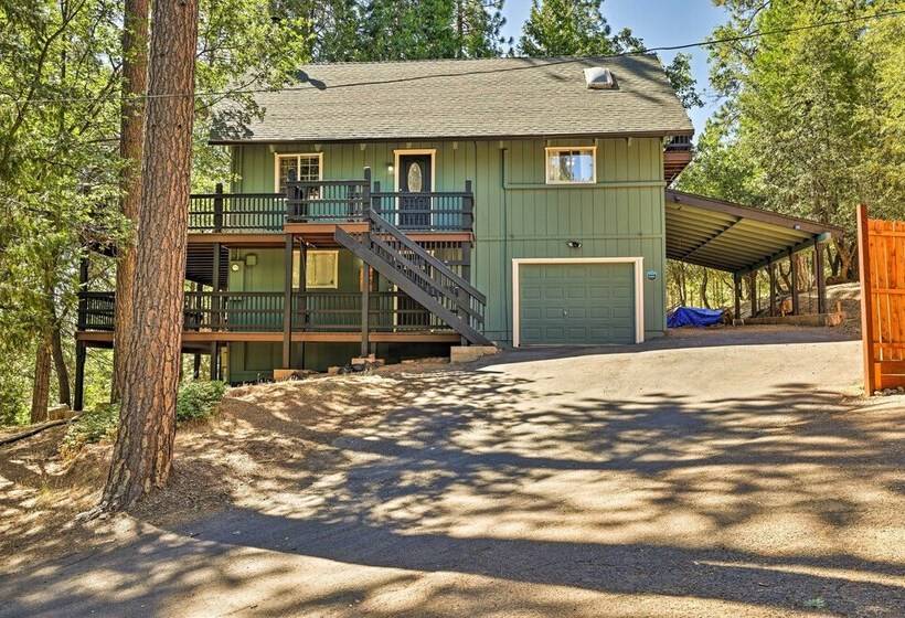Near Trails: Cabin W/ 2 Level Deck In Twain Harte