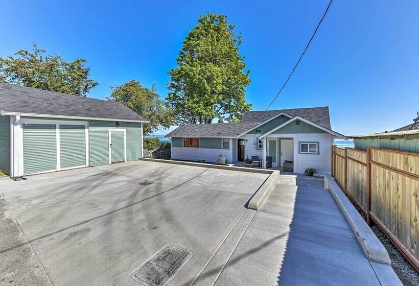 Waterfront Home ~ 6 Mi To Olympic National Park!
