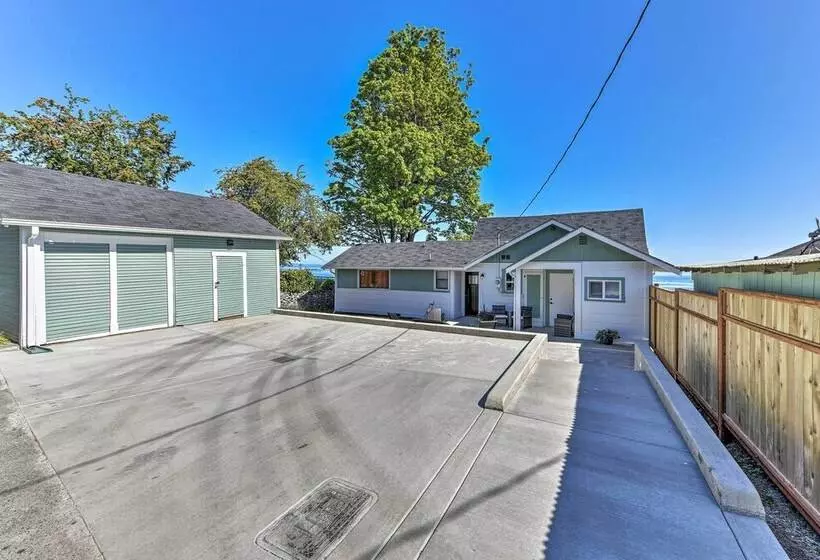 Waterfront Home ~ 6 Mi To Olympic National Park!