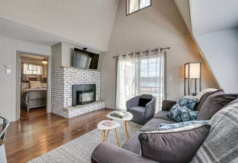 Dock & Sunroom: Waterfront Home Near Kalahari!