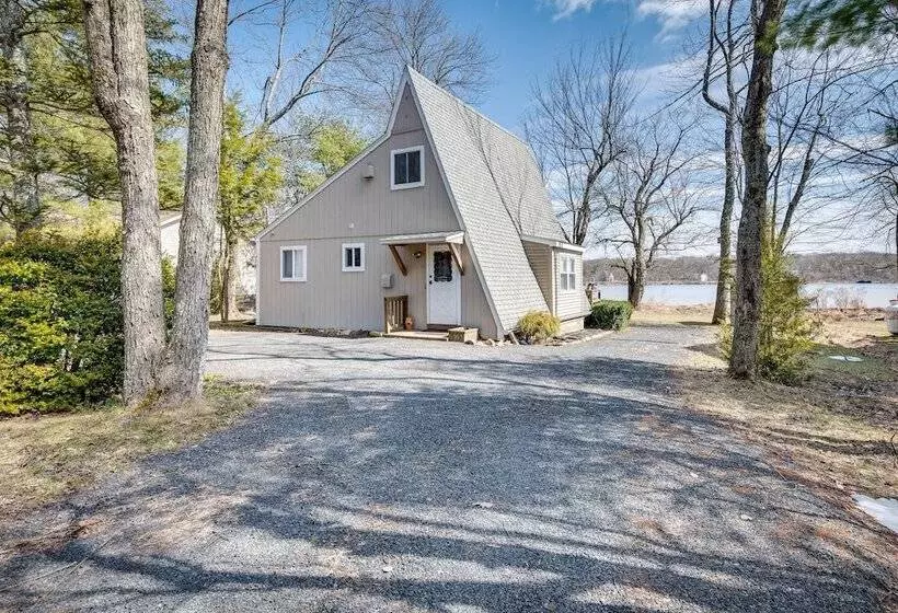 Dock & Sunroom: Waterfront Home Near Kalahari!