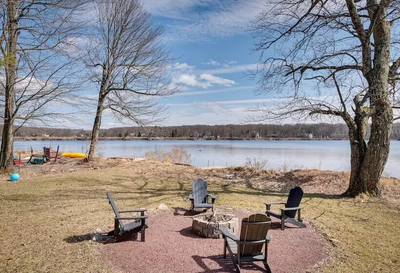 Dock & Sunroom: Waterfront Home Near Kalahari!