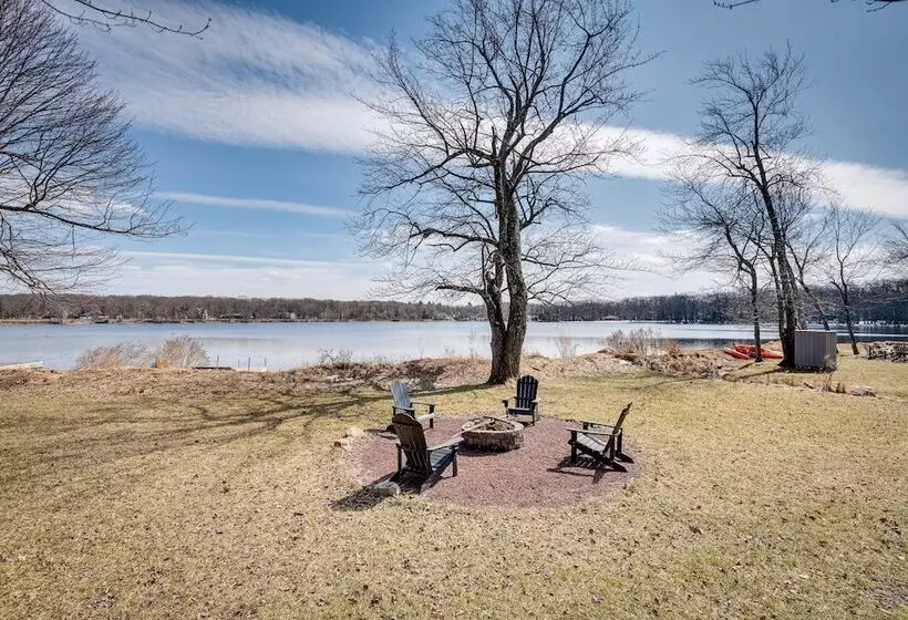 Dock & Sunroom: Waterfront Home Near Kalahari!