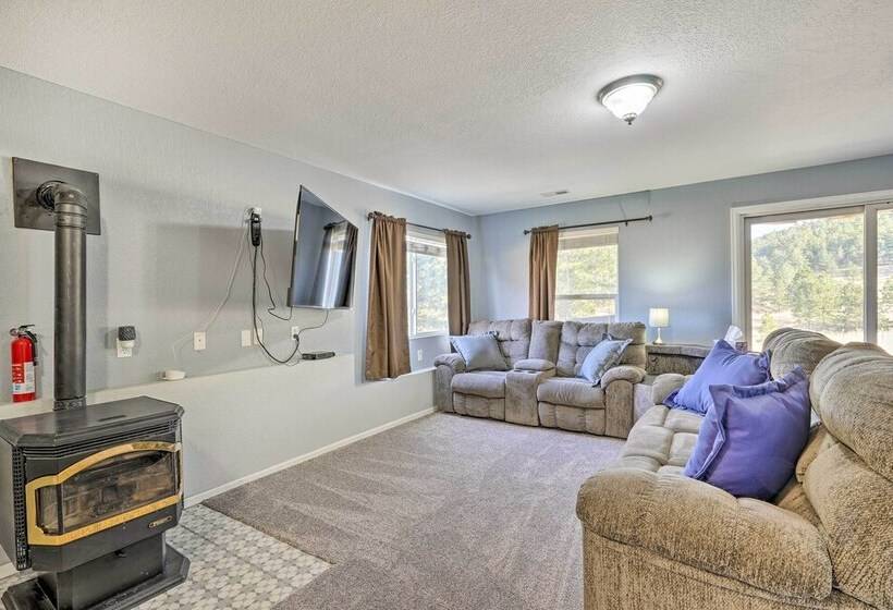 Westcliffe Mountain Retreat W/ Deck + Grill!