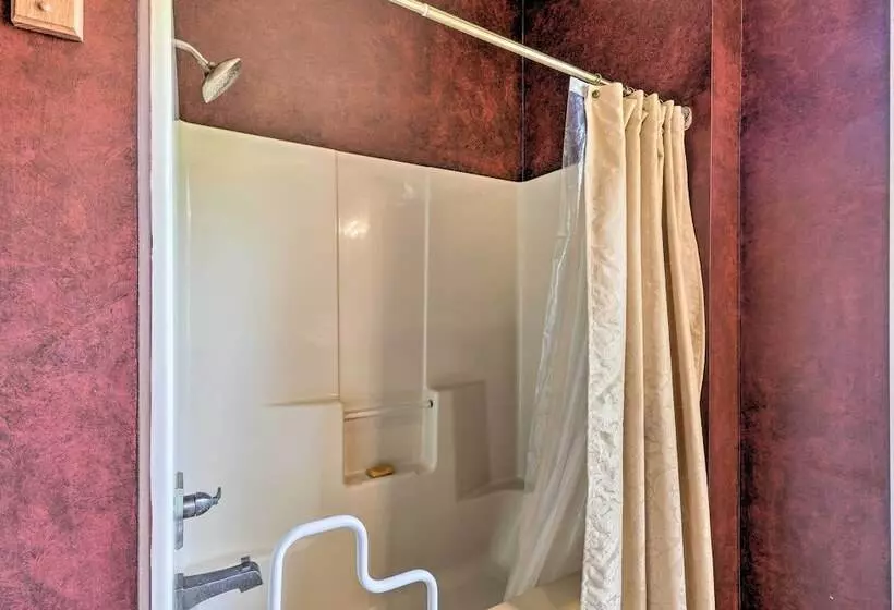 Angler S Ridge  Waterfront Family Getaway!