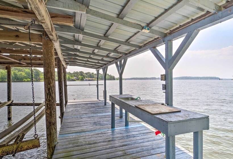 Beautiful Toledo Bend Retreat W/ Private Dock