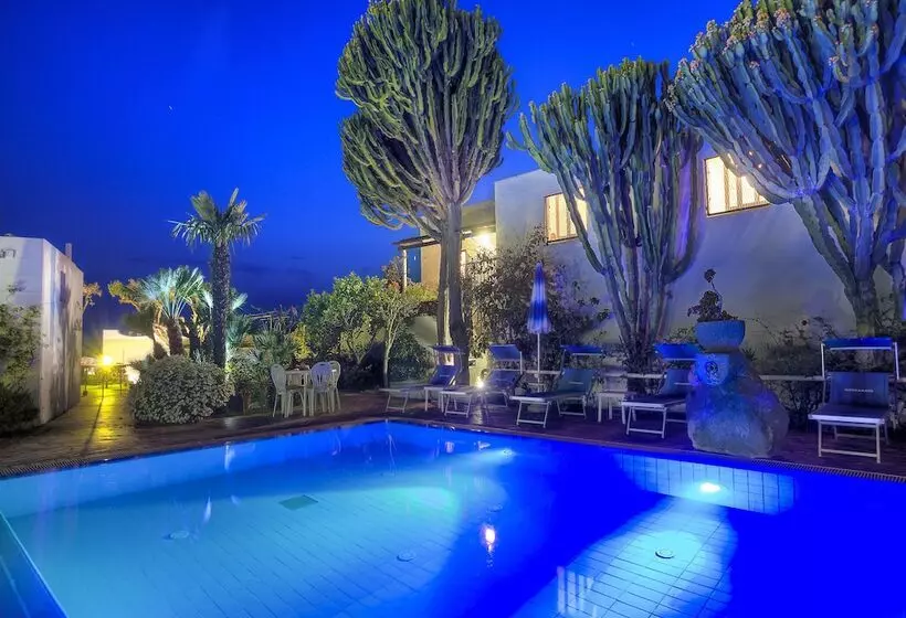 ベッドアンドブレックファースト Ischia, With A Breathtaking View, In The Bay Of Citara For 7 Persons
