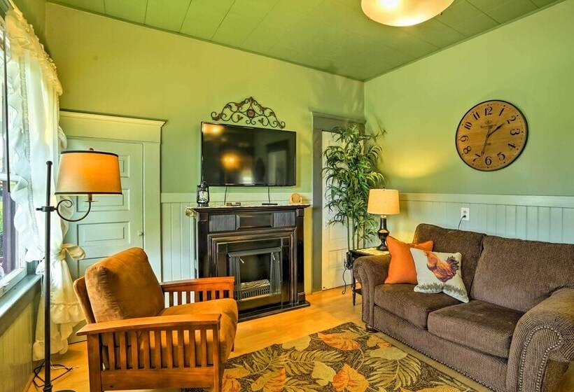 Bella Rose  Lovely Eureka Home Near Redwoods!