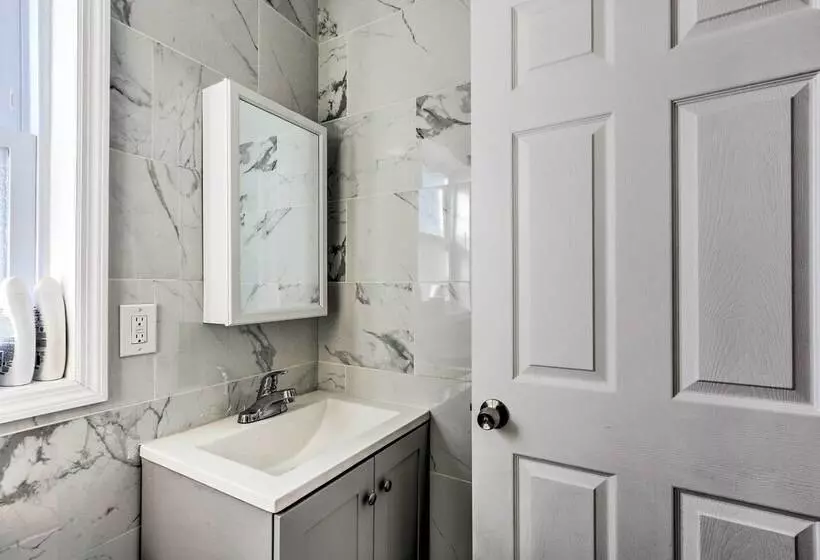 Bright Irvington Home ~ 2 Mi To Prudential Center!