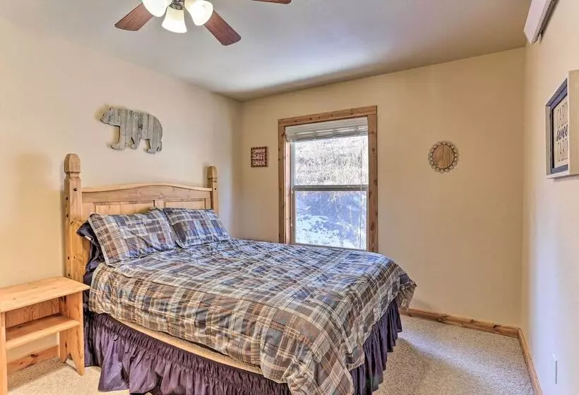 Cabin W/ On Site Trails   15 Miles To Mt Rushmore!