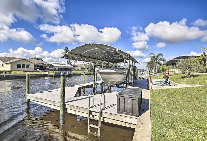 Dock Access & Pool: Cape Coral Retreat