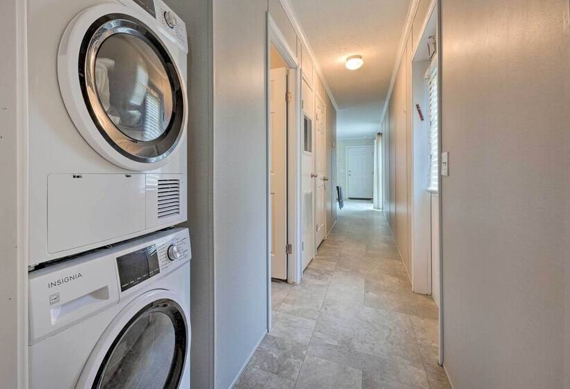 Cassopolis Cabin: On Site Boating & Fishing!