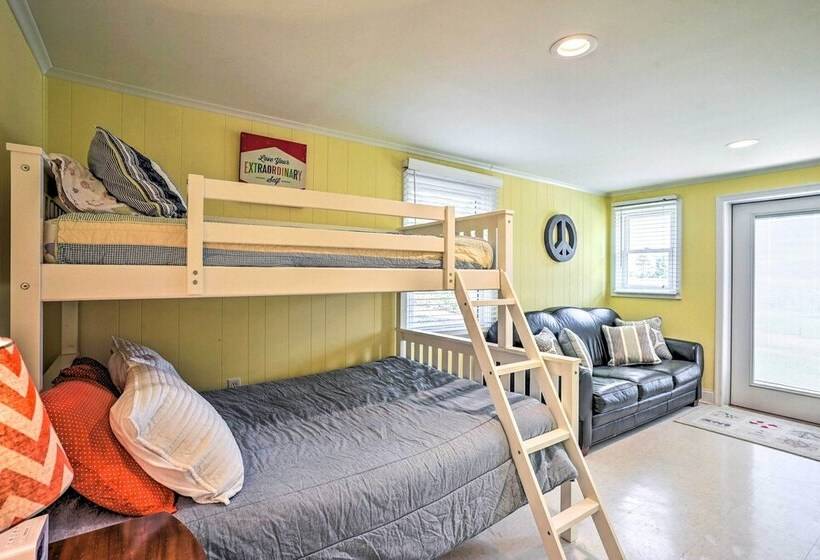 Chesapeake Bay Home: 200 Ft To Boat & Fish!