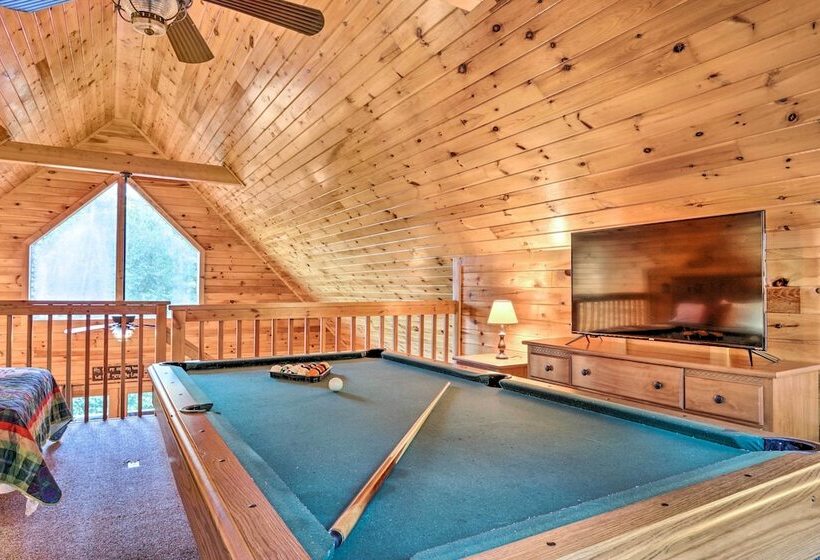 Lake Douglas Cabin W/ Community Boat Launch!