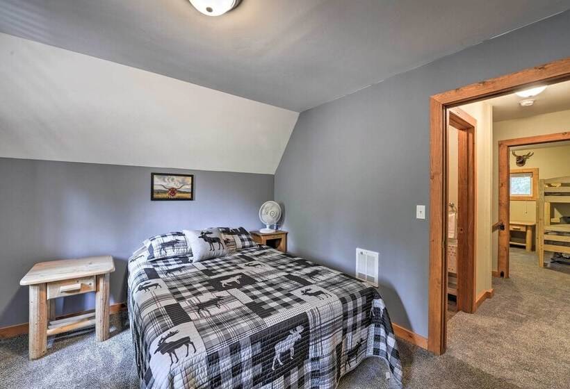 Family Cabin W/ Fire Pit 25 Miles To Yellowstone