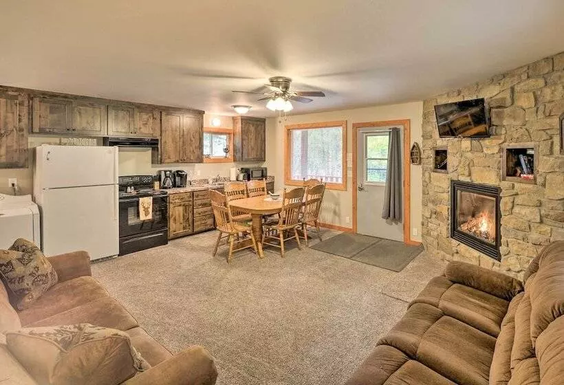 Family Cabin W/ Fire Pit   25 Miles To Yellowstone