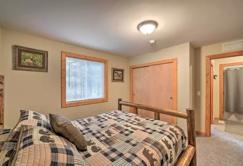 Family Cabin W/ Fire Pit   25 Miles To Yellowstone