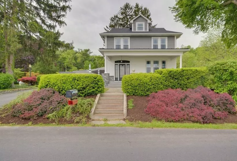 Family Home + Private Hot Tub On Susquehanna River