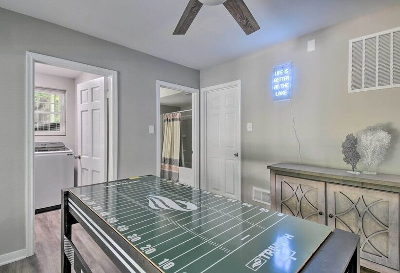 Family Oriented Richmond Home W/ Private Pool