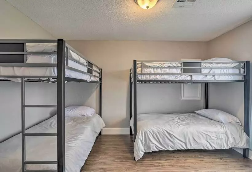 Freeport Home: Gas Grill, Fire Pit & Patio!