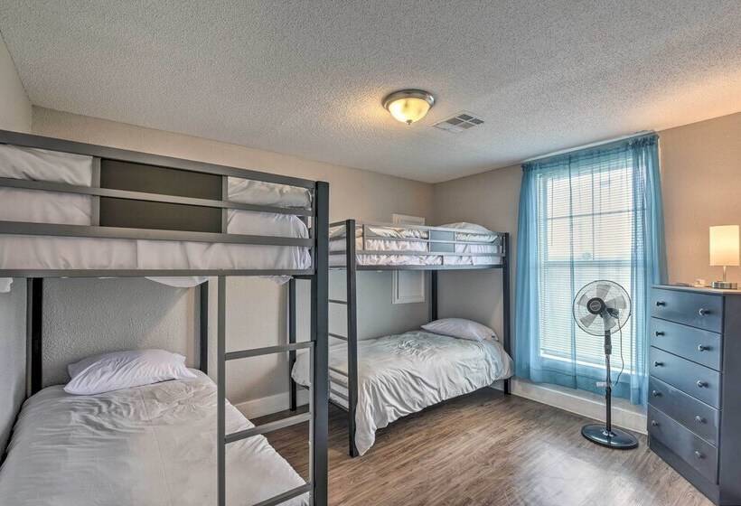 Freeport Home: Gas Grill, Fire Pit & Patio!