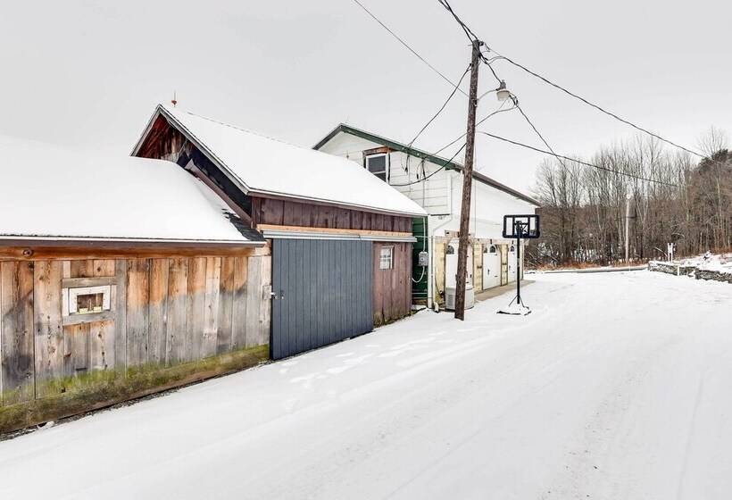 Historic Carriage House < 20 Mi Elk Mtn: Hike, Ski