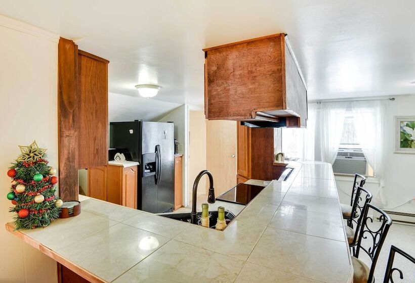 Historic Carriage House < 20 Mi Elk Mtn: Hike, Ski