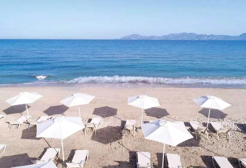 ホテル Achilleas Beach