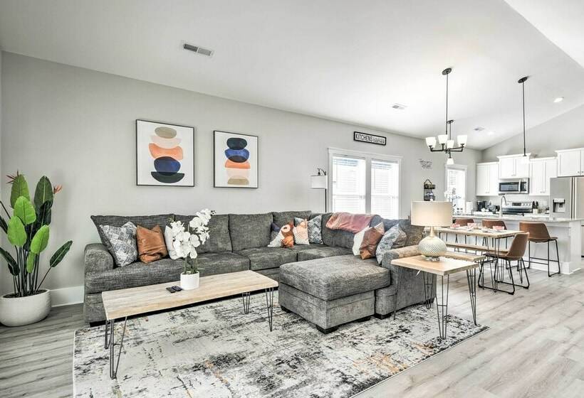 Little River Escape W/ Patio < 6 Mi To Beach!