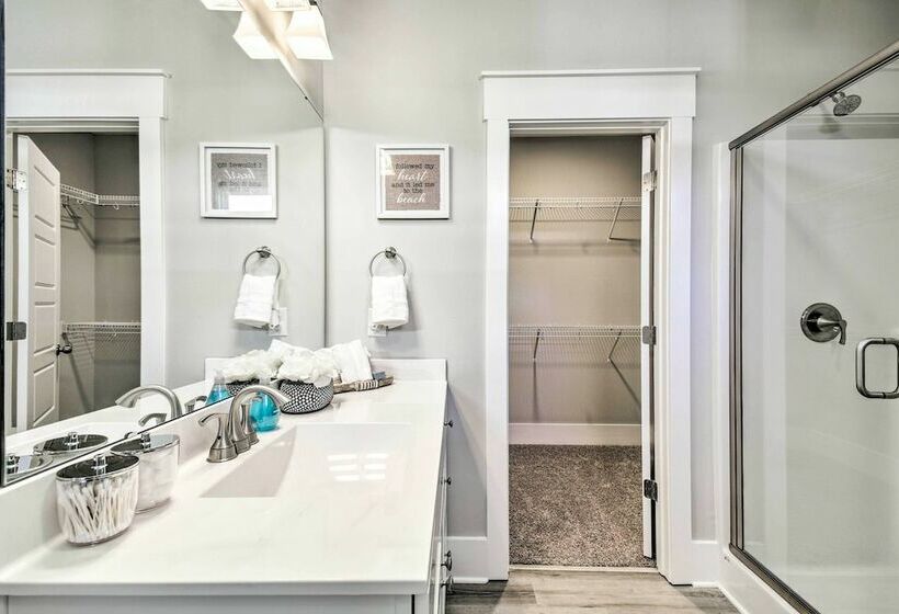 Little River Escape W/ Patio < 6 Mi To Beach!