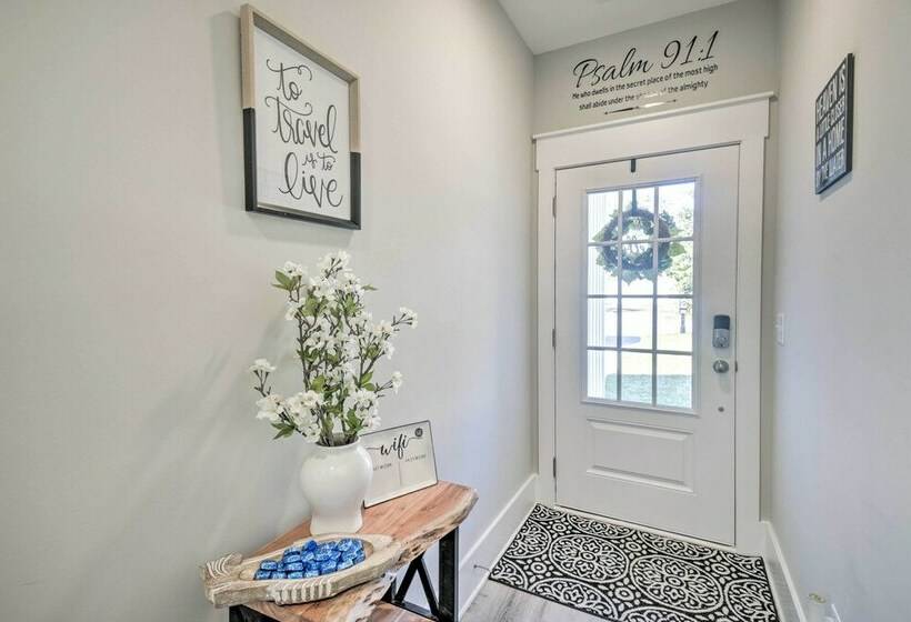 Little River Escape W/ Patio < 6 Mi To Beach!