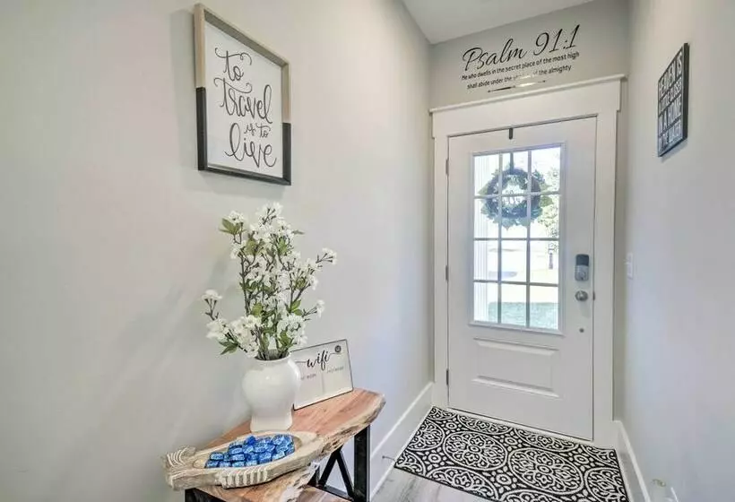 Little River Escape W/ Patio < 6 Mi To Beach!