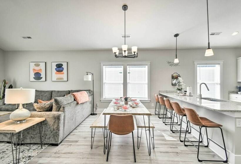 Little River Escape W/ Patio < 6 Mi To Beach!