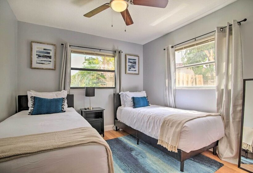 Lovely Lauderhill Retreat < 12 Mi To Beach!