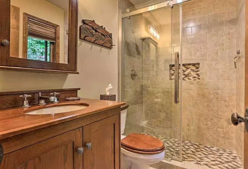 Luxe Poconos Pines Home W/ Beach + Amenities!