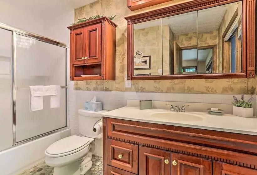 Luxe Poconos Pines Home W/ Beach + Amenities!