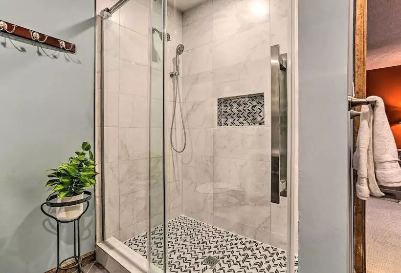 Luxe Poconos Pines Home W/ Beach + Amenities!