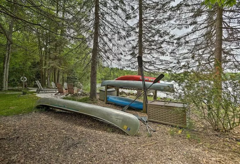 Luxe Poconos Pines Home W/ Beach + Amenities!