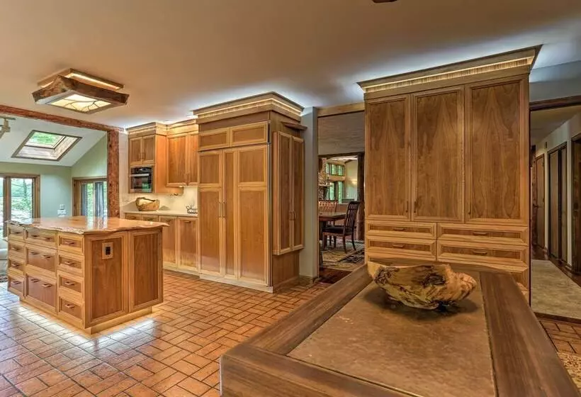 Luxe Poconos Pines Home W/ Beach + Amenities!